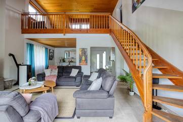 Location de vacances pour 10 personnes, avec terrasse et piscine à Furdenheim