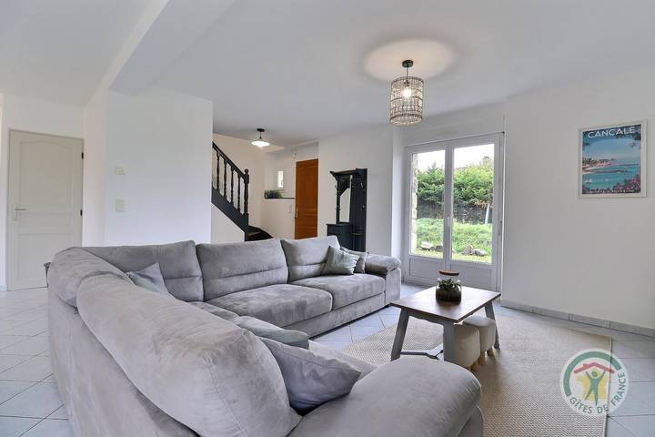 Gîte pour 6 personnes, avec jardin et terrasse, animaux acceptés à Mont-Dol - 4