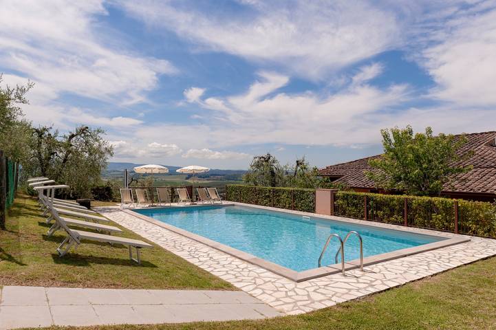 Villa met Privézwembad, Wi-Fi en Airconditioning in Treggiaia in Pontedera, Provincie Pisa