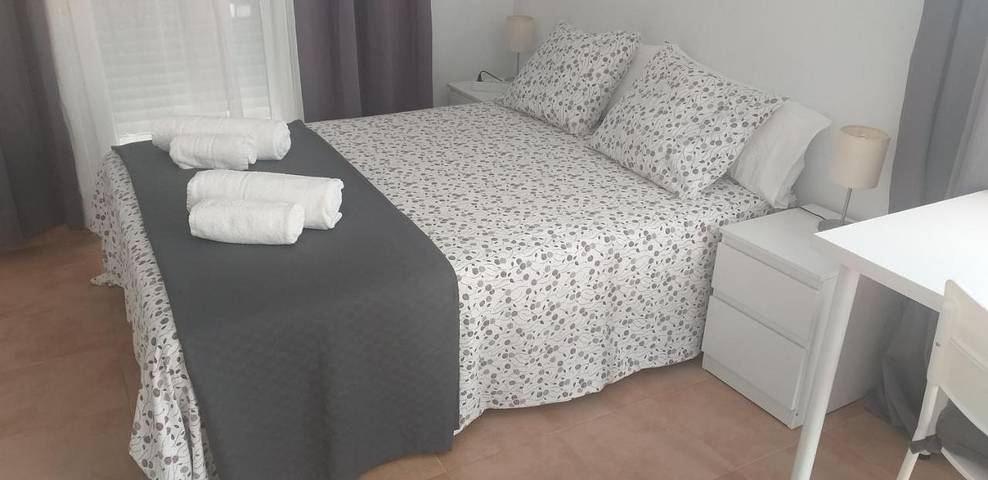 Apartamento de vacaciones para 3 personas, con jardín y terraza - 1