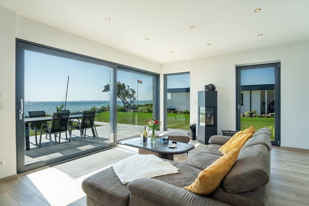 Vacation home \"Ocean Breeze 24\" on the Hohe Ufer Großenbrode in Großenbrode, East Holstein