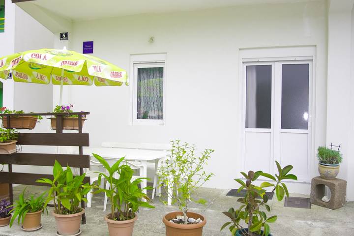 Ferienwohnung für 2 Personen, mit Balkon/Terrasse an der Makarska Riviera