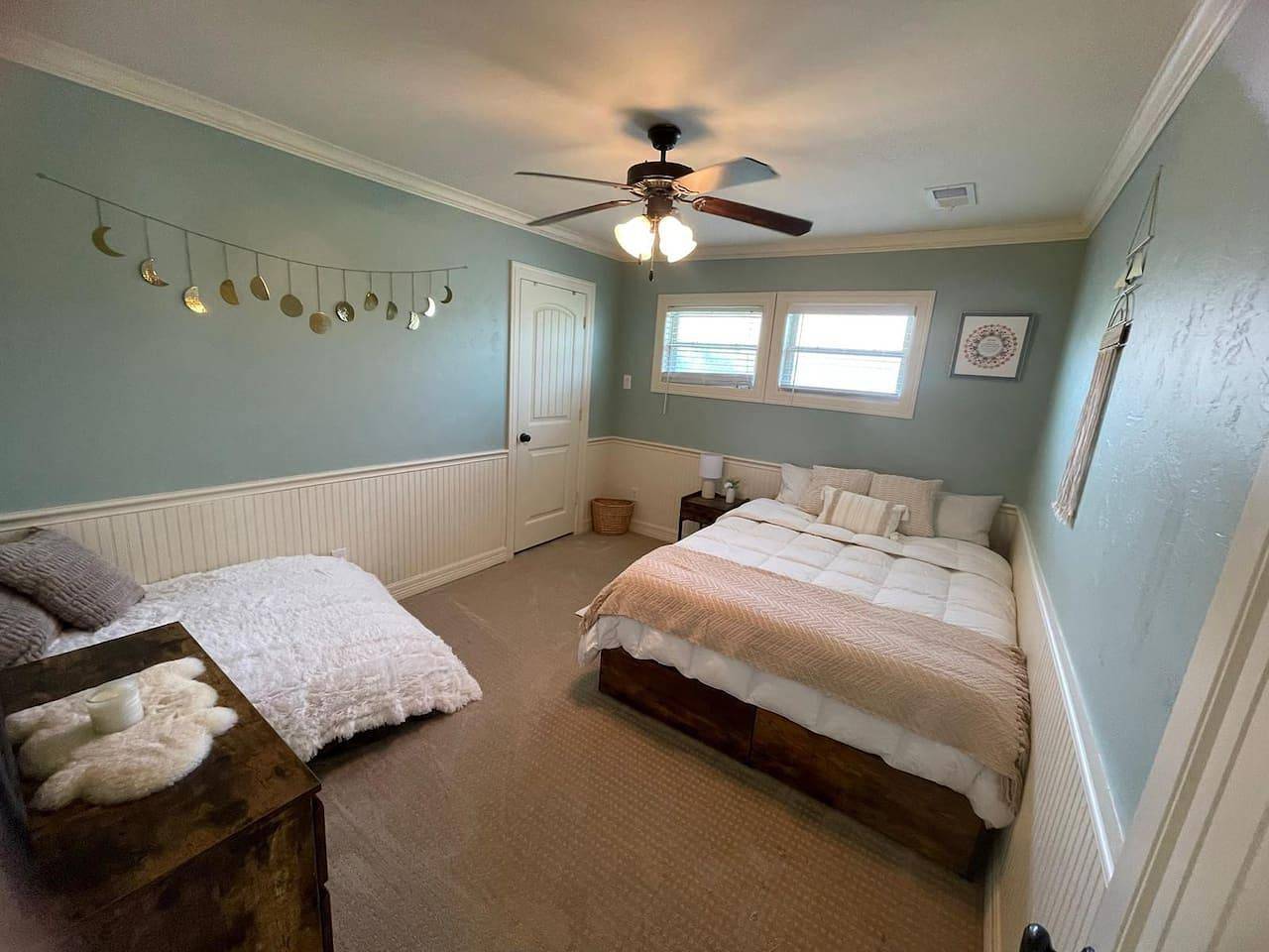 Tiki Island Villa Sleeps 10, Pet-Friendly in Tiki Island, Galveston County