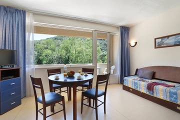 Vakantiewoning voor 4 Personen in Vallon-Pont-d'Arc, Gorges de l'Ardèche, Afbeelding 1