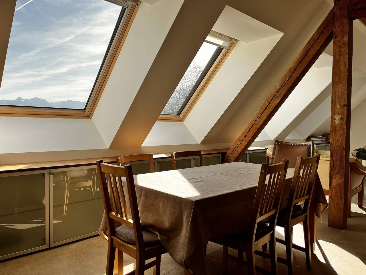 Appartement de vacances entier, Penthouse mit Garten in Massif du Salzkammergut, Oberalm