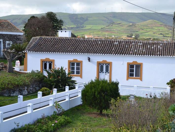 Casa de férias para 6 pessoas, com Terraço e Jardim em Terceira