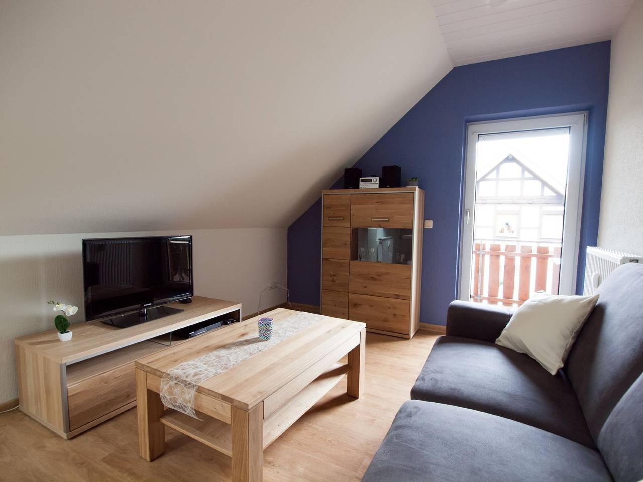 Apartamento vacacional entero, Komfortable Ferienwohnung mit Seeblick in Bad Arolsen, Twistesee