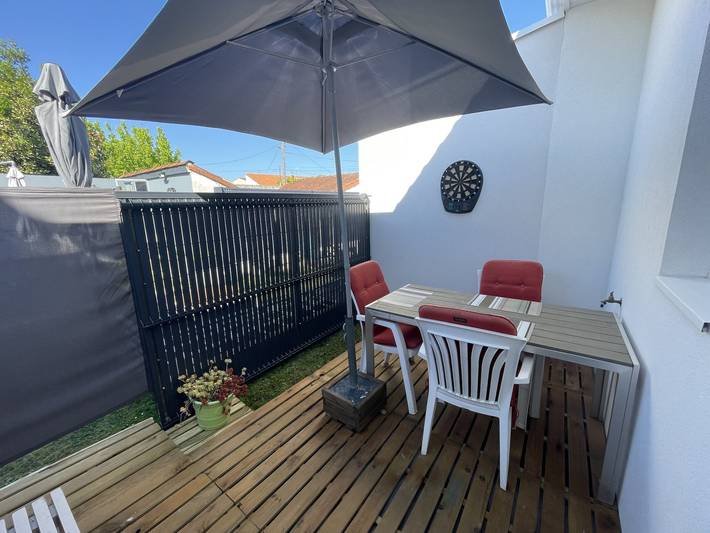 Gîte pour 3 personnes, avec terrasse à Loigné-sur-Mayenne