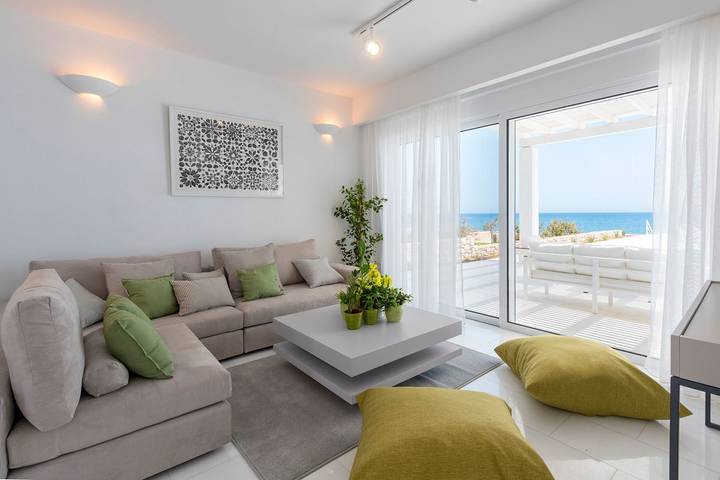 Villa für 12 Personen, mit Terrasse und Kinderpool sowie Whirlpool und Garten in Griechenland - 3