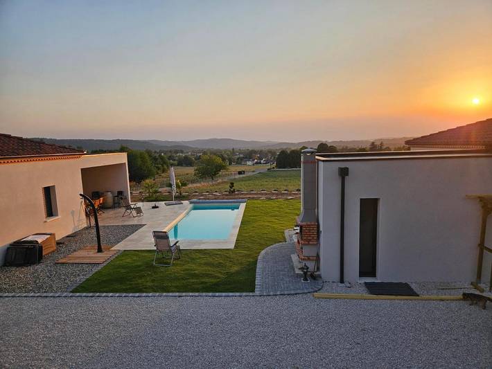Maison de vacances pour 2 personnes, avec piscine ainsi que vue et terrasse