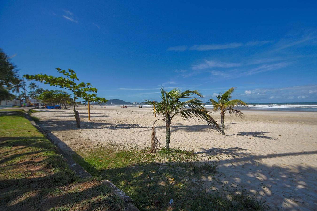 Entire apartment, Apto com Wi-Fi, ar-condicionado e vaga de garagem in Praia da Enseada (Guarujá), Baixada Santista