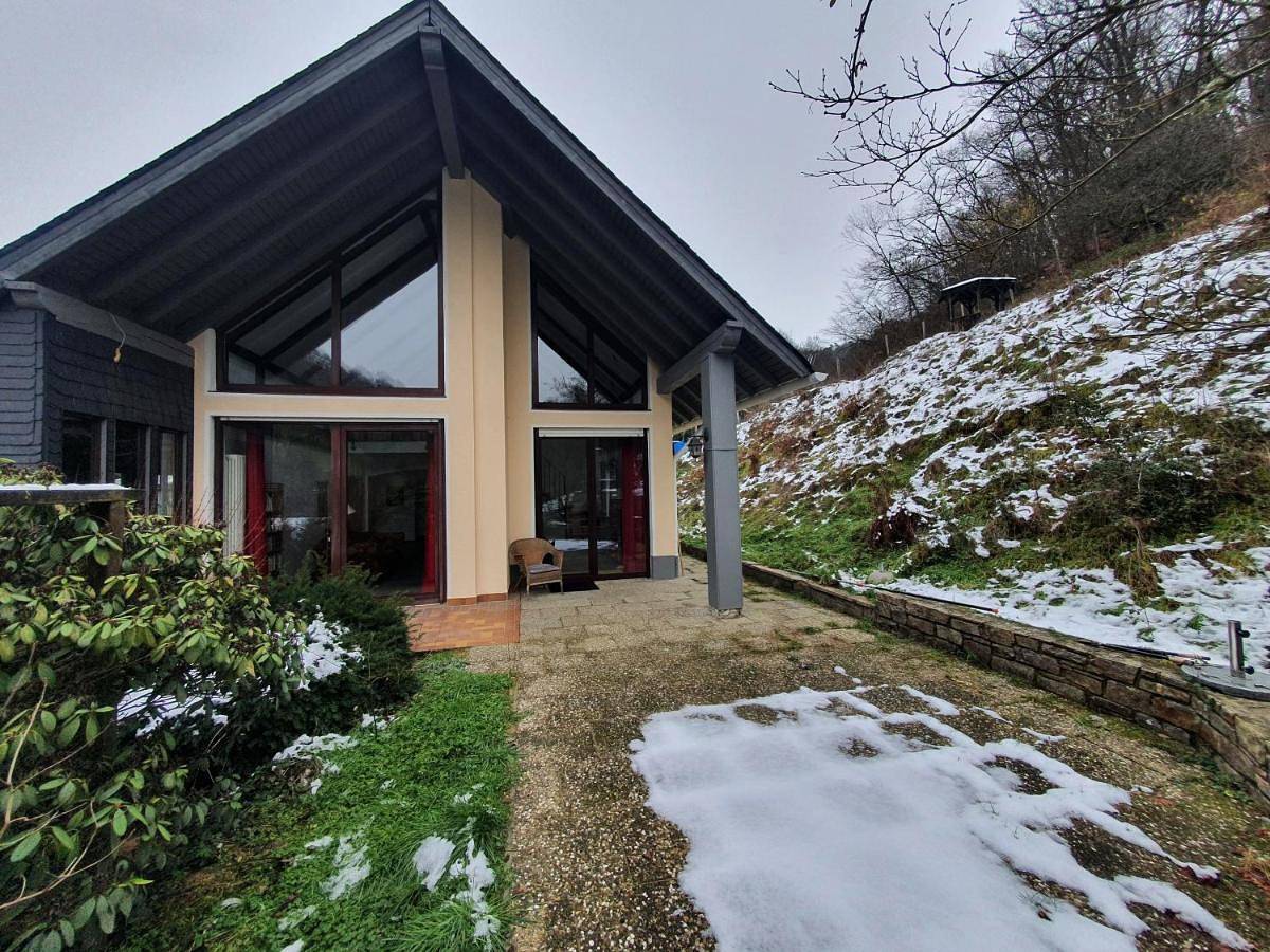 Großes Ferienhaus Sauerburgblick in Sauerthal, Taunus
