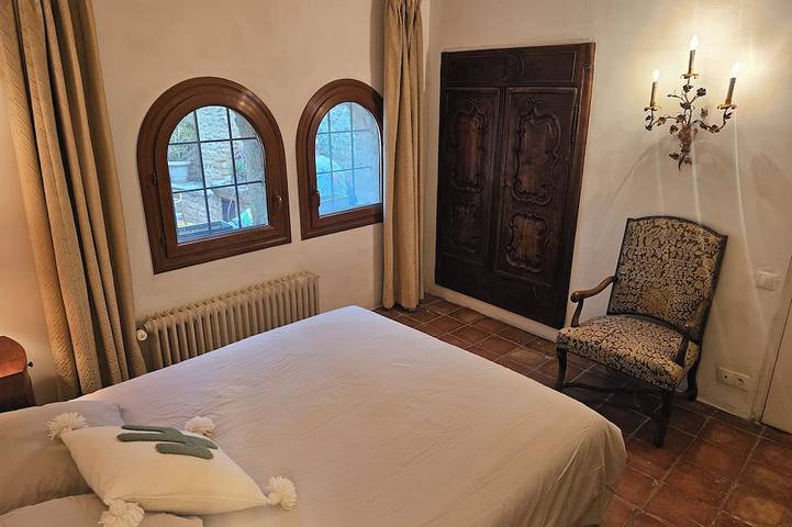 Magnifique Maison de Village in Lauris, Parc naturel régional du Luberon