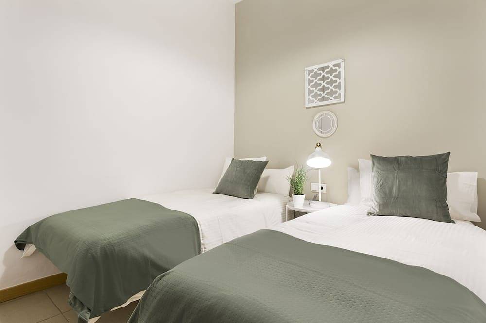 Ganze Wohnung, Das Grande Ii Apartment nur für Familien in Barcelona Zentrum, Barcelona