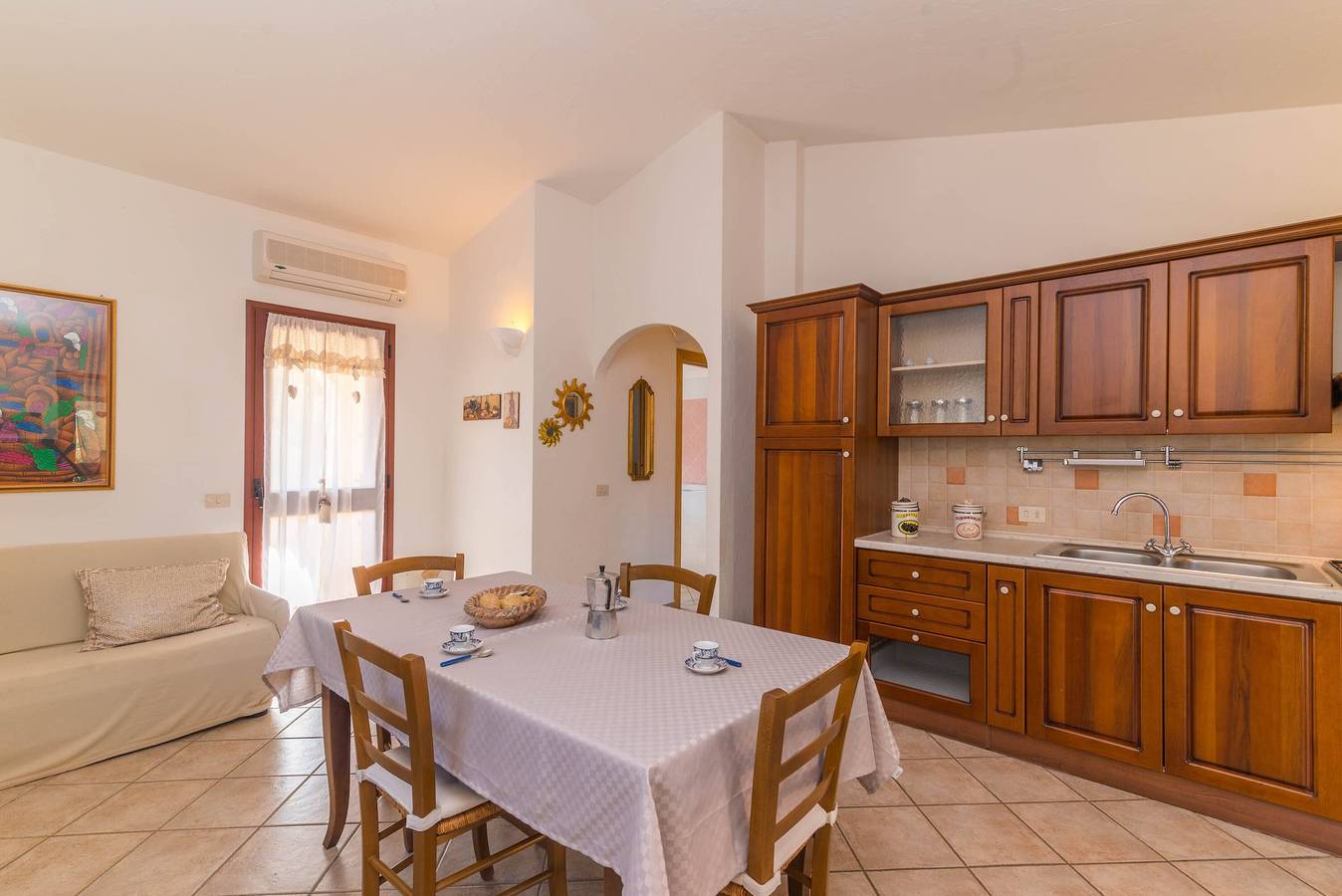 Ferienhaus "Villetta Con Patio Esterno" mit 2 Privaten Terrassen und A/C in Straulas, San Teodoro
