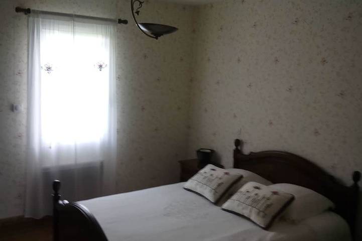 Location de vacances pour 14 personnes, avec jardin et terrasse, animaux acceptés à Montgaillard (Hautes-Pyrénées) - 2