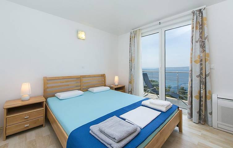 Ganze Ferienwohnung, Urlaub am Meer: Modernes Apartment mit WLAN, Küche und Parkplatz in Brela, Makarska Riviera