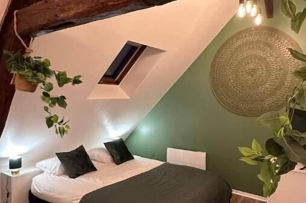 Entire apartment, Le Nid Douillet - Studio in Beauvais, Oise