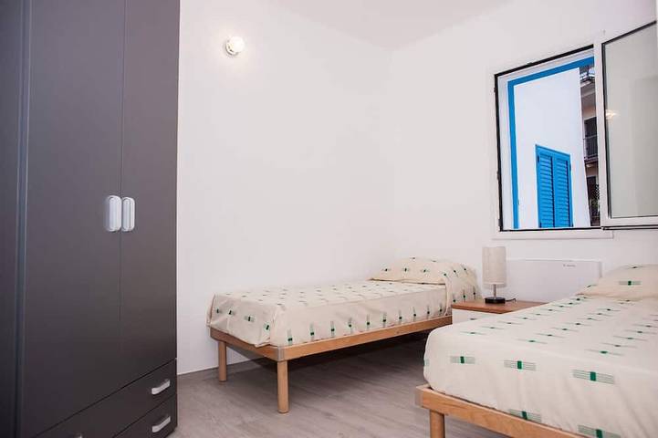 Ganze Wohnung, White & Blue Nuovo Appartamento a due Passi dal Mare in Santa Maria Navarrese, Baunei