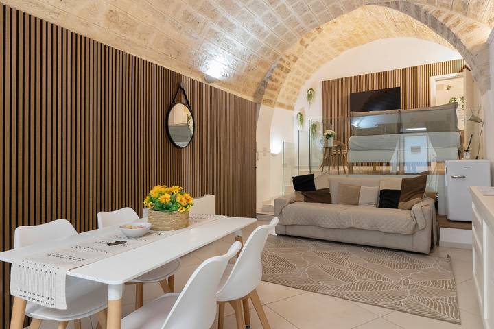 Entire apartment, 'Lc Luxury' Apartment with Wi-Fi and Air Conditioning in Bari, Bari Province