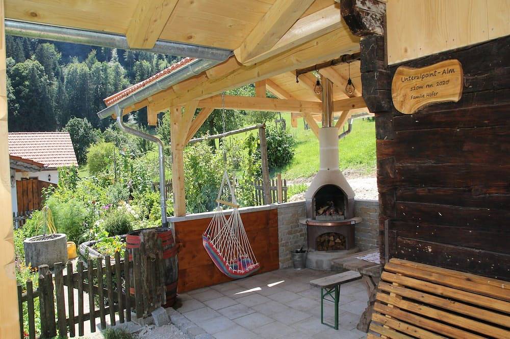 Ganze Wohnung, Ferienwohnung Heuberg, bis 4 Personen, 55 qm, 2. Og, 2 sep. Schlafzimmer in Bad Feilnbach, Bayerische Alpen