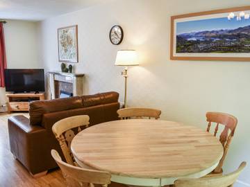 Log Cabin for 5 People in Keswick, Cumbria, Photo 4