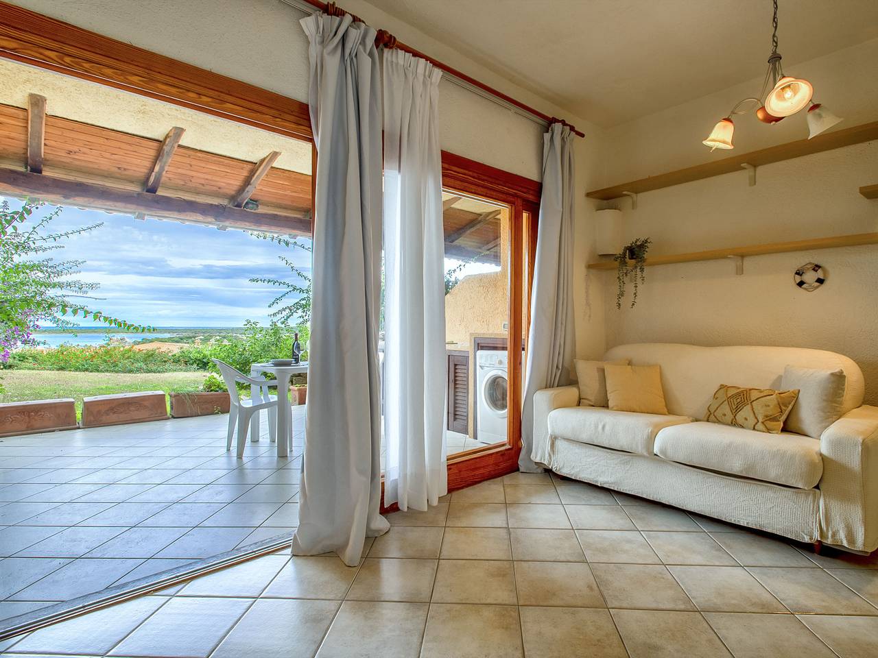 Entire apartment, 0/5/F in Villaggio Marineledda, Costa Smeralda