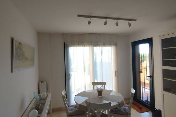 Ganze Wohnung, 🏡 Komfortables, Voll Ausgestattetes Haus mit Poolblick in Novo Sancti Petri, Chiclana de la Frontera
