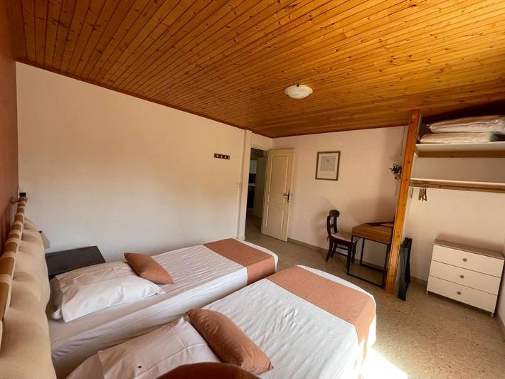 Location de vacances pour 2 personnes, avec terrasse ainsi que jardin et vue à Mirabel-aux-Baronnies - 3