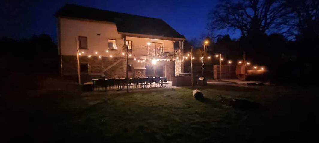 Location de vacances pour 16 personnes, avec sauna ainsi que jacuzzi et jardin dans Wibrin - 2