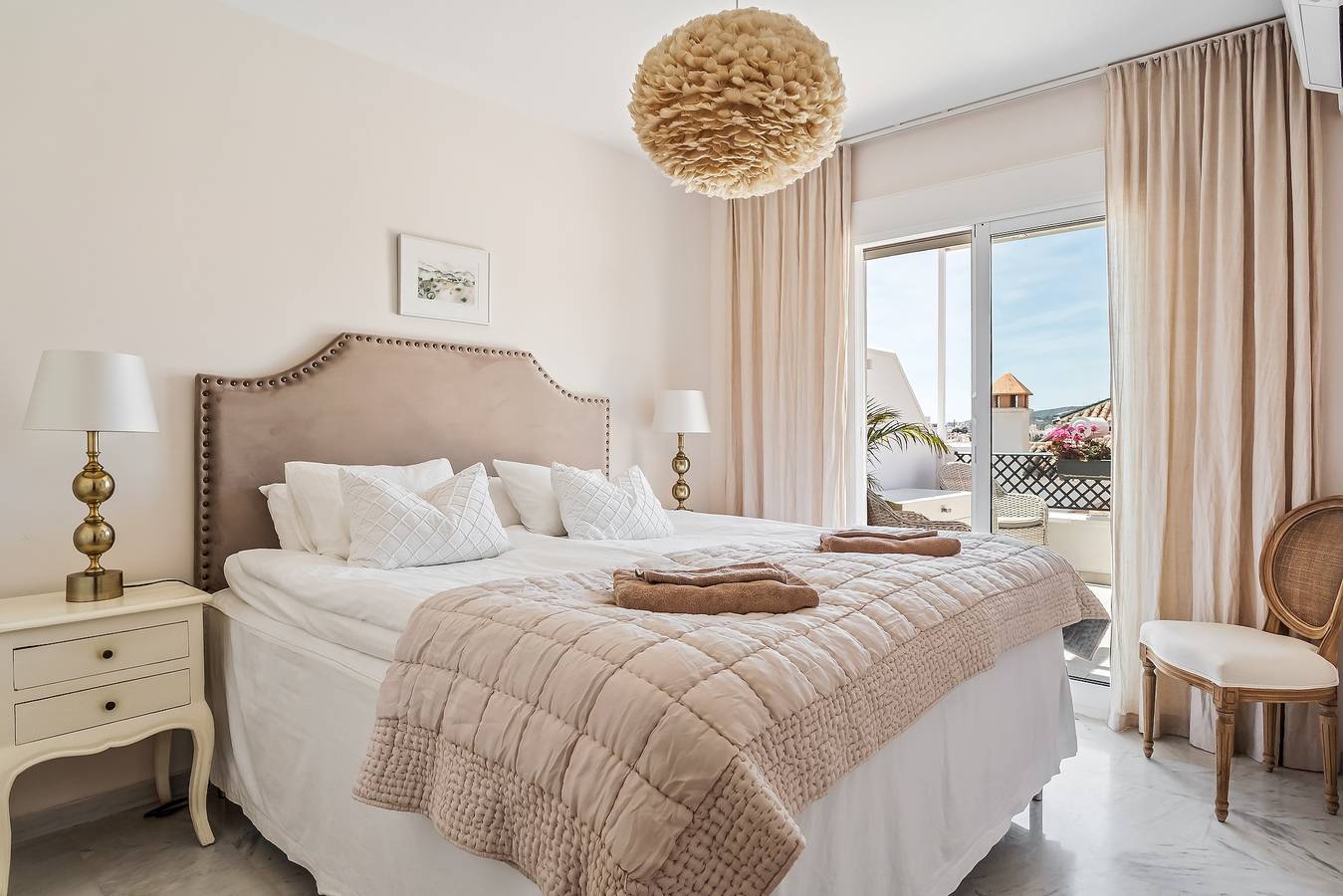 Apartamento entero, Casa Cecilia: Vistas al mar, Wi-Fi y aire acondicionado in Playa de Burriana, Nerja