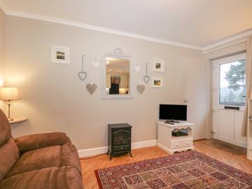 Holiday Home for 3 People in Windermere, Cumbria, Photo 4