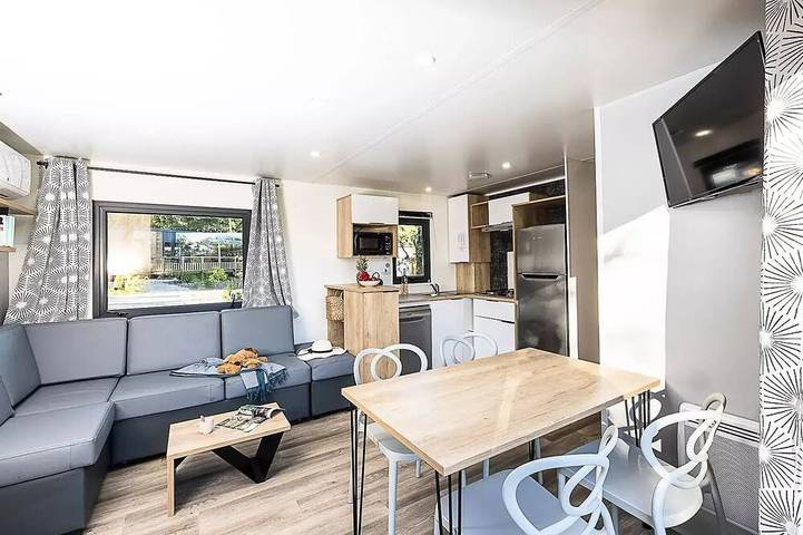 Mobil home pour 8 personnes à Loupiac (Lot)