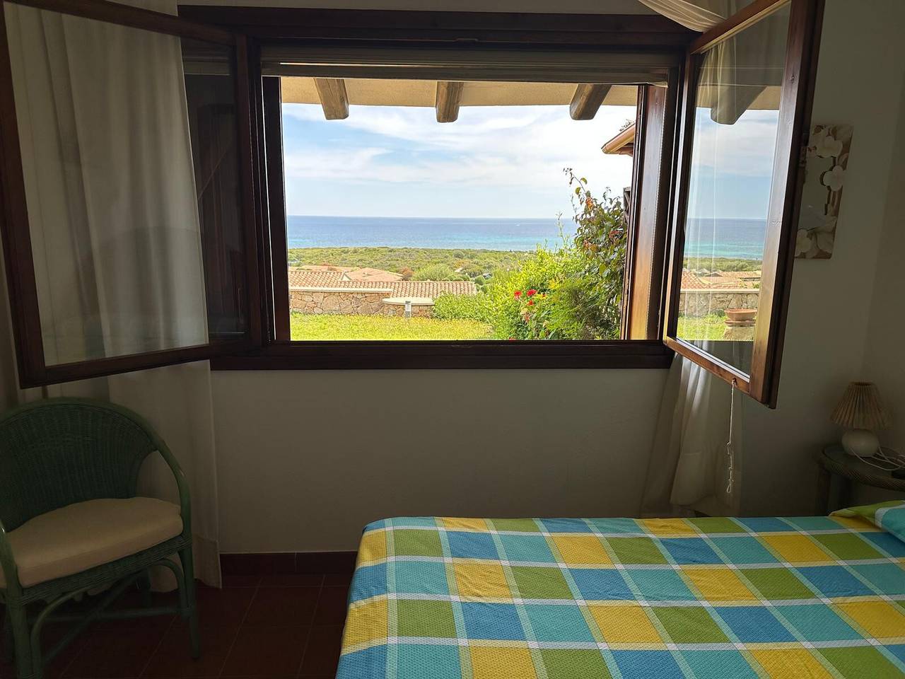 Casa Vacacional 'Germana' con Vista al Mar, Wi-Fi y Aire Acondicionado in La Padula Sicca, San Teodoro