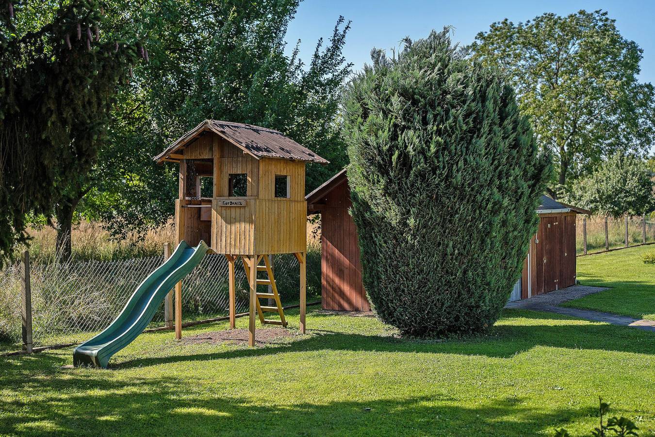 Ganze Wohnung, Ferienwohnung Viola in Schwanau" mit privater Terrasse, Gemeinschaftsgarten und Wlan in Schwanau, Mittlerer Schwarzwald