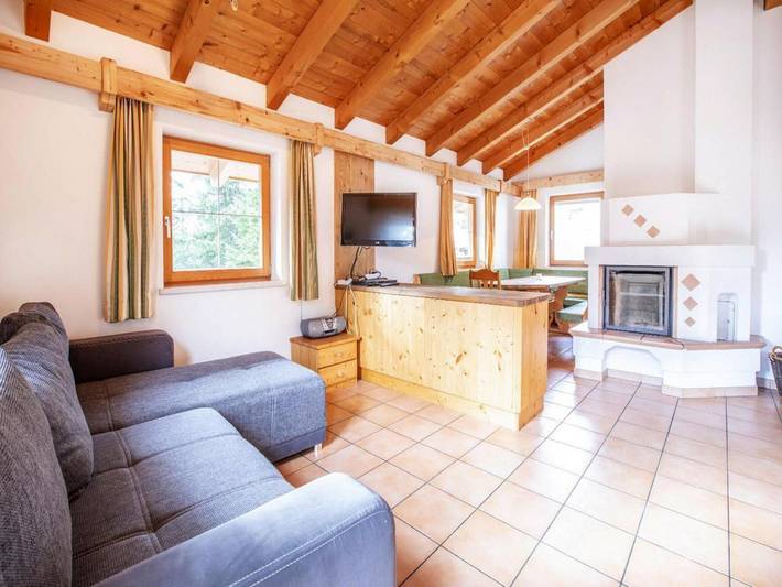 Ferienhaus für 8 Personen, mit Balkon und Terrasse in Hochkrimml