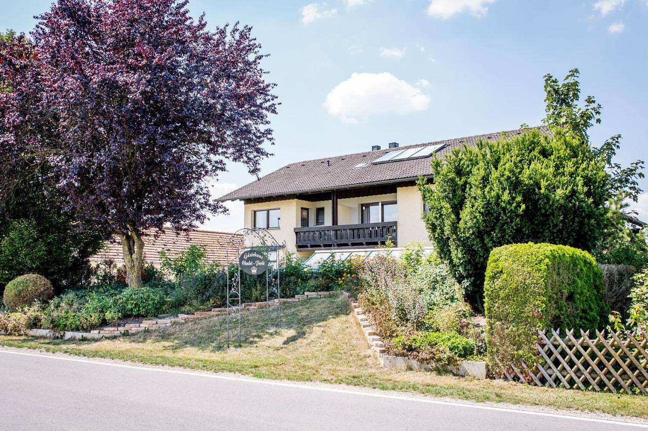 Gästehaus Chalet-Perle in Bad Füssing, Bayerische Golf und Thermenland