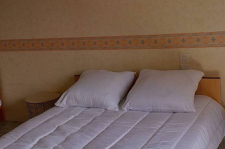 Location de vacances pour 6 personnes, avec jardin à Saint-Étienne-en-Coglès - 4