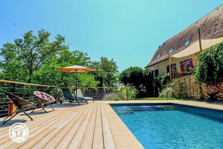 Location de vacances pour 10 personnes, avec jardin à Rignac (Lot)
