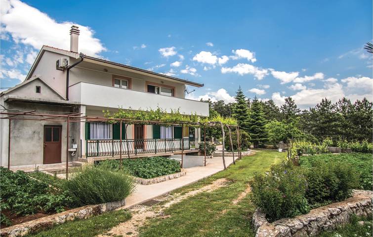 Ferienwohnung für 5 Personen, mit Terrasse und Garten - 1