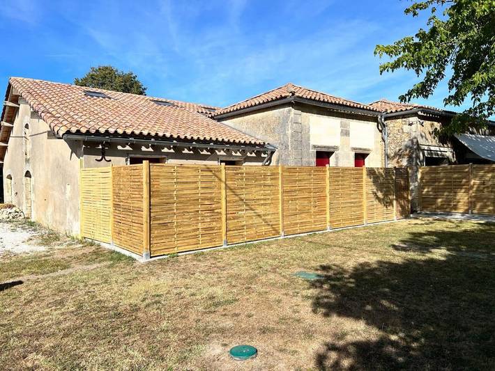 Location de vacances pour 2 personnes, avec jardin et terrasse à Berson - 4