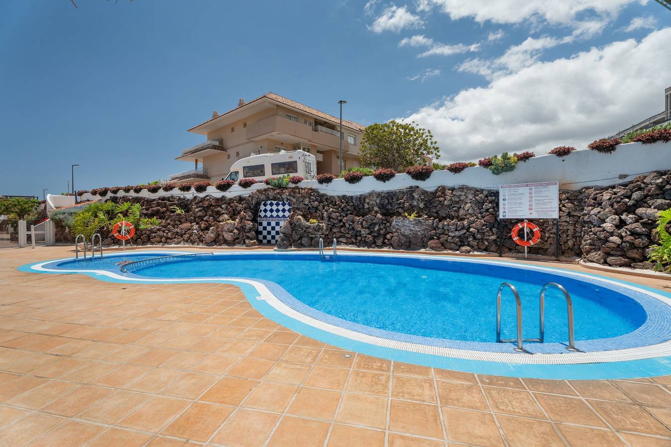Ganze Wohnung, Urlaub 'Atlantic Color Views' mit Meerblick, Gemeinschaftspool und Wi-Fi in Las Adelfas, Amarilla Golf