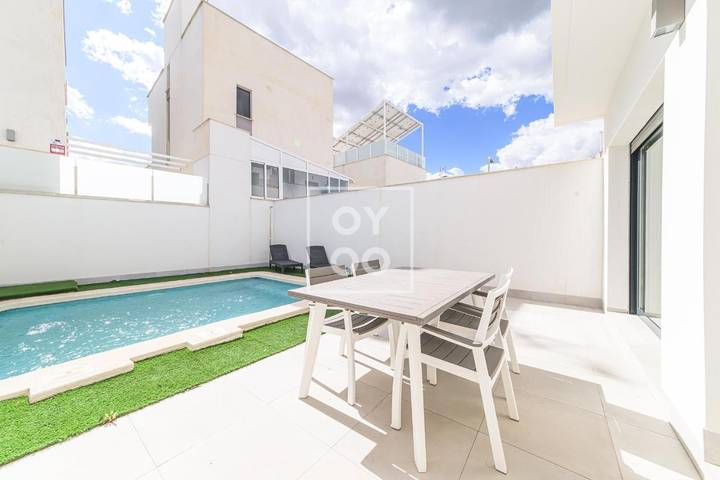 Casa rural para 4 personas, con Terraza además de Jardín y Piscina en Pilar de la Horadada - 4