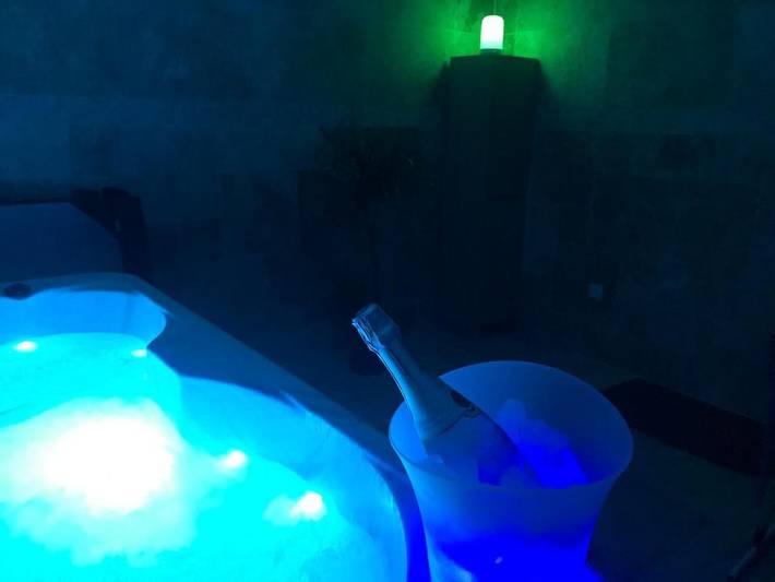Location de vacances pour 4 personnes, avec jacuzzi et jardin, animaux acceptés à Saint-Martin-d'Ordon - 2