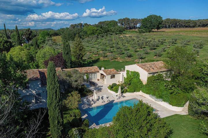 Cottage pour 10 personnes, avec piscine à Aix-en-Provence