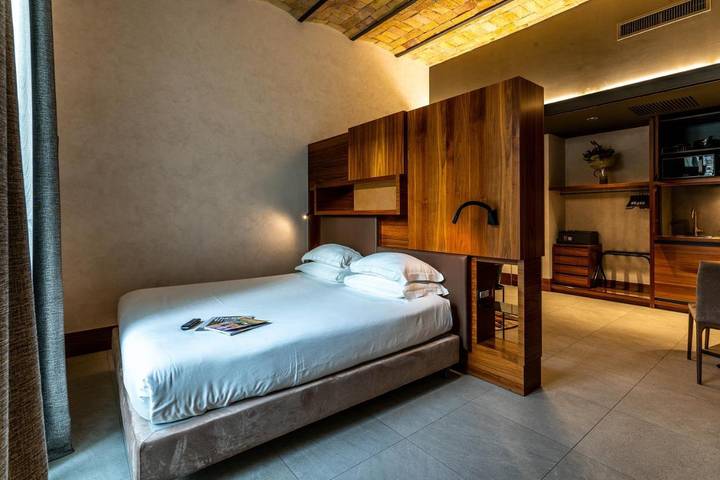 Apartahotel para 3 personas, con vistas y terraza en Roma
