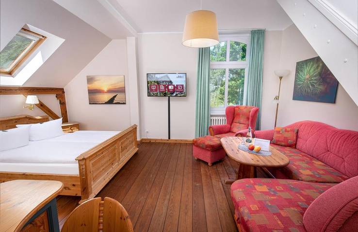 Hotel für 2 Personen, mit Terrasse und Garten sowie Ausblick in Nationalpark Vorpommersche Boddenlandschaft