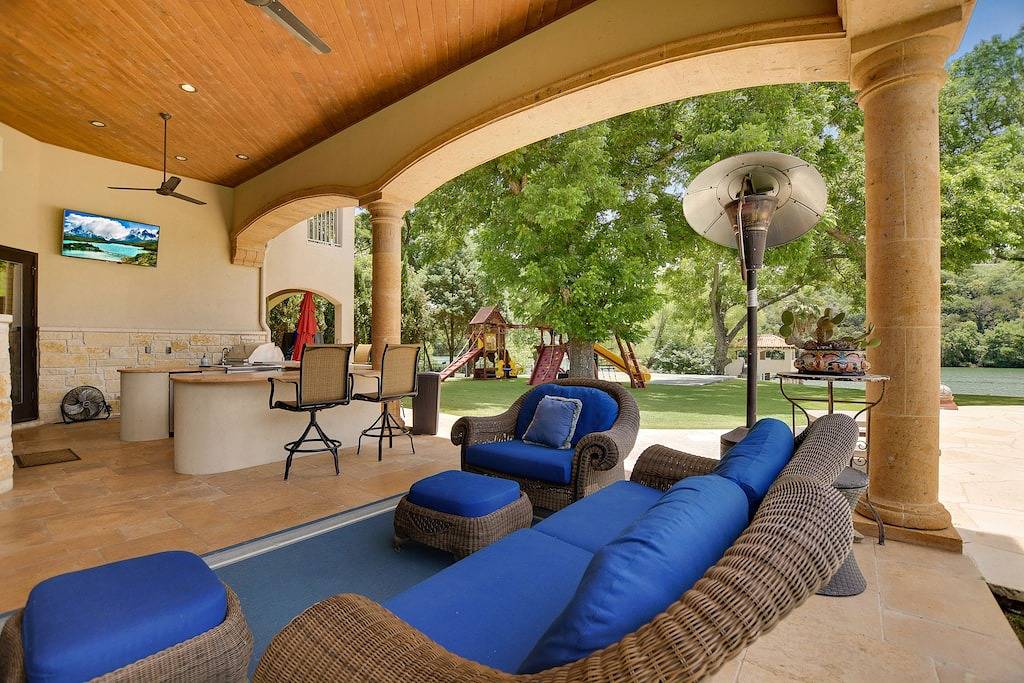 Vacation House for 26 Guests in Austin (TX), Lake Austin