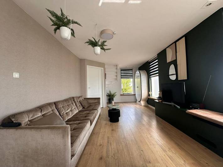 Pension voor 8 personen, met tuin en uitzicht aan de Nederlandse kust