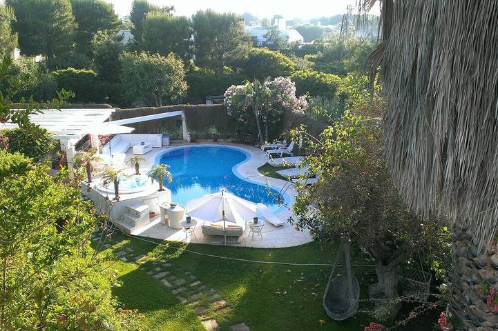 Maison de vacances pour 4 personnes, avec Jacuzzi ainsi que Terrasse et Jardin à Rosa Marina